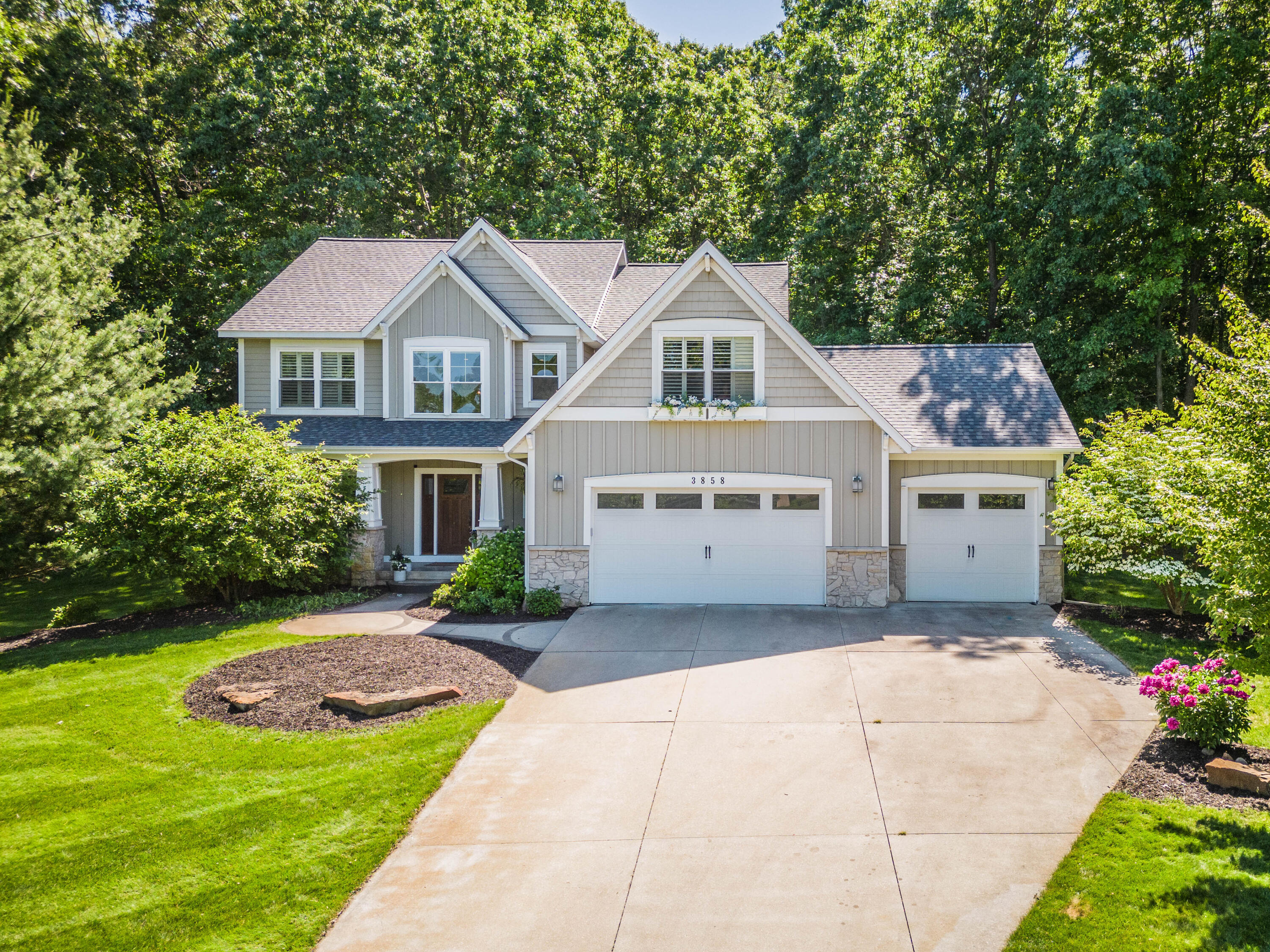 3858 Woodstream Drive