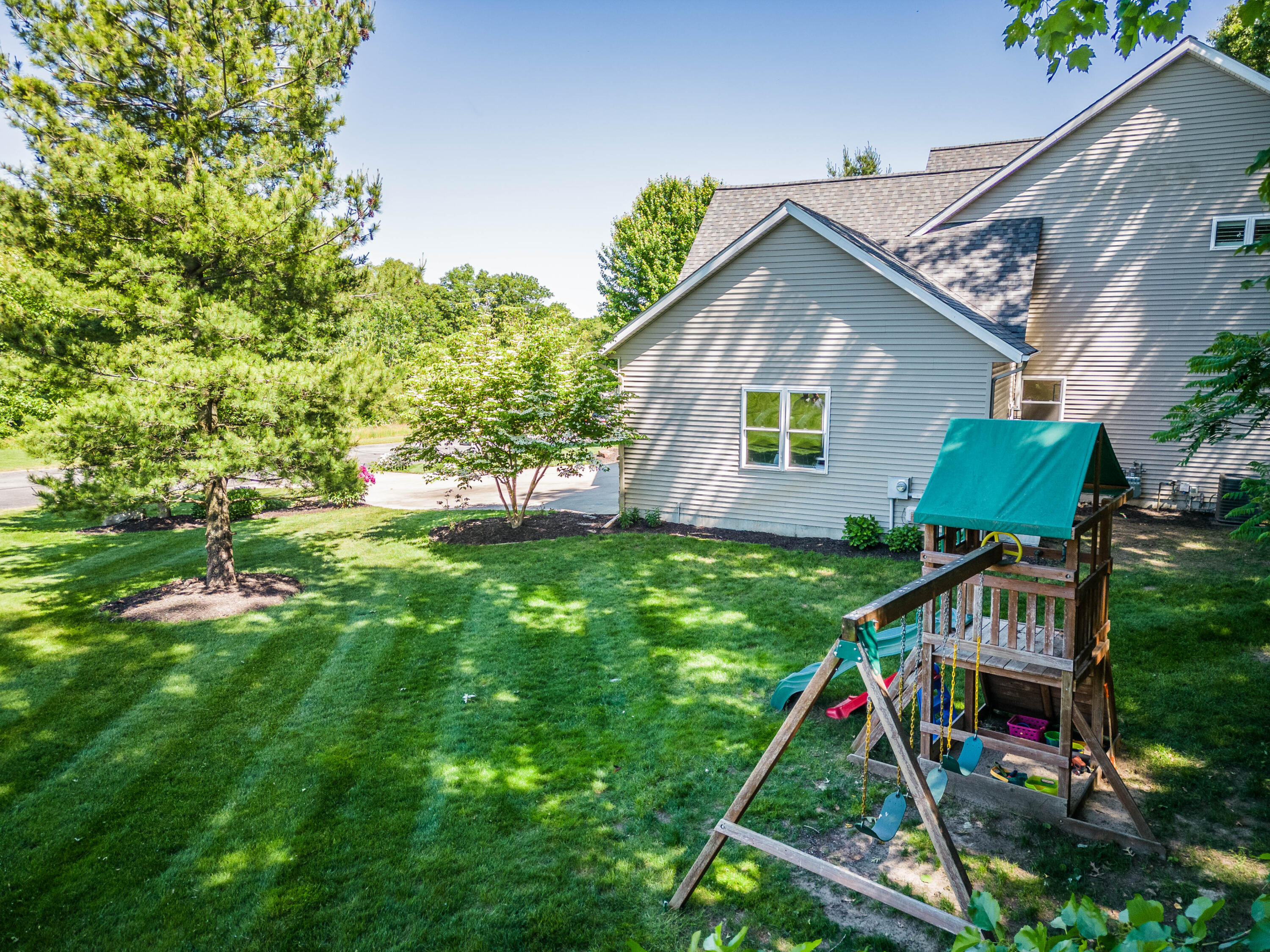 3858 Woodstream Drive