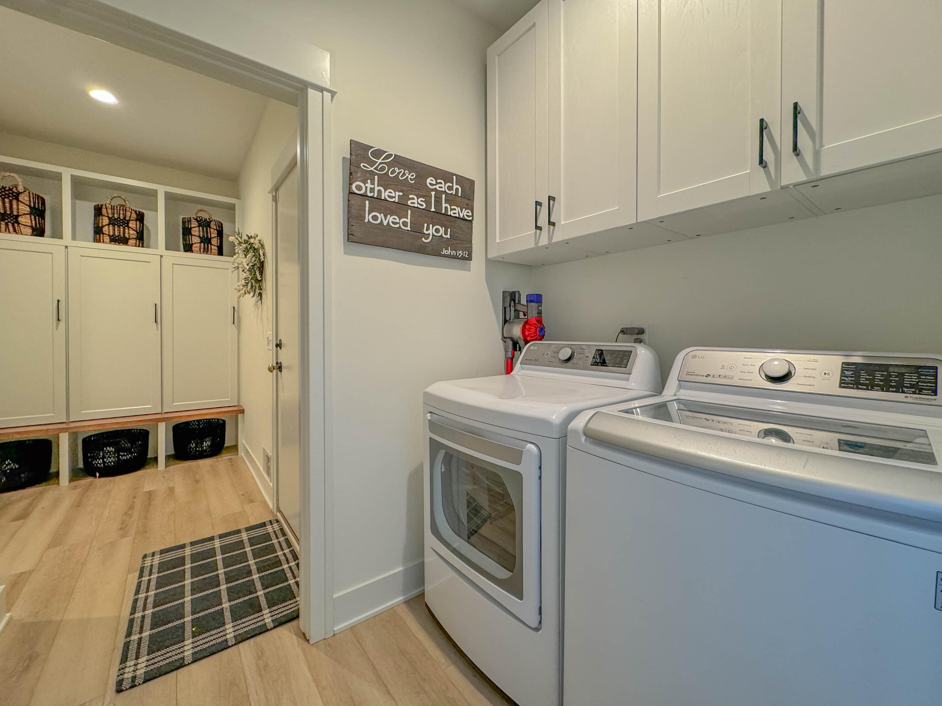 3858 Woodstream Drive
