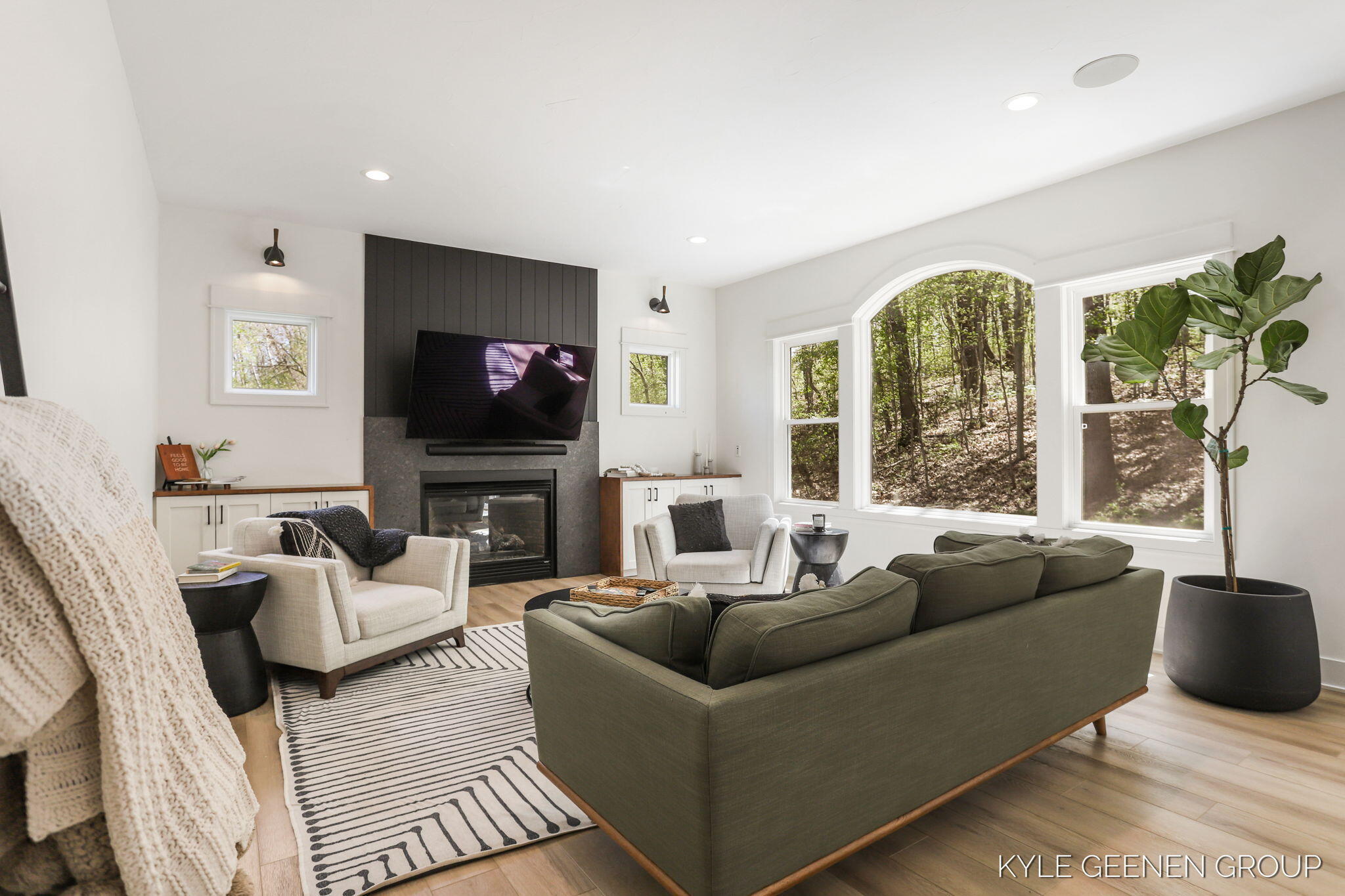 3858 Woodstream Drive