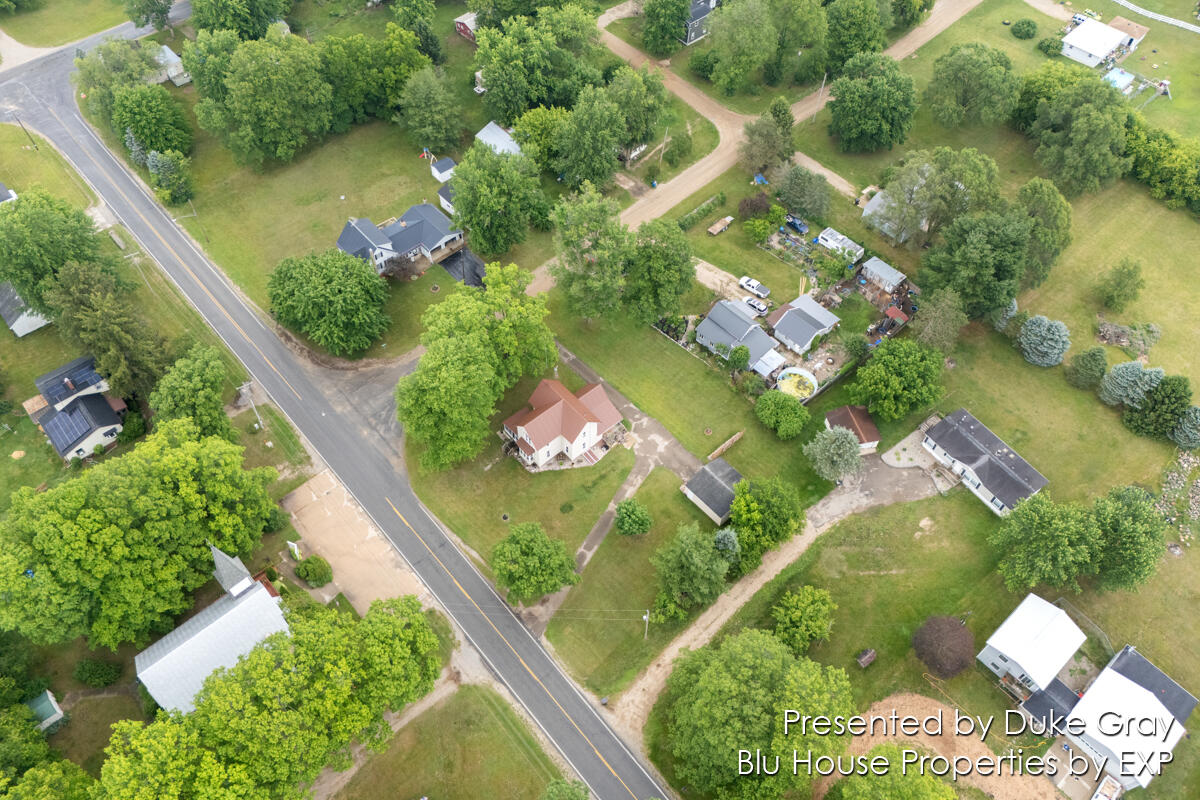 2404 Mccann Road