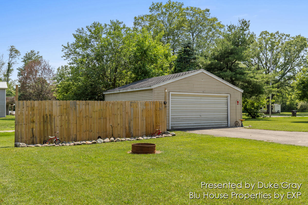 2404 Mccann Road