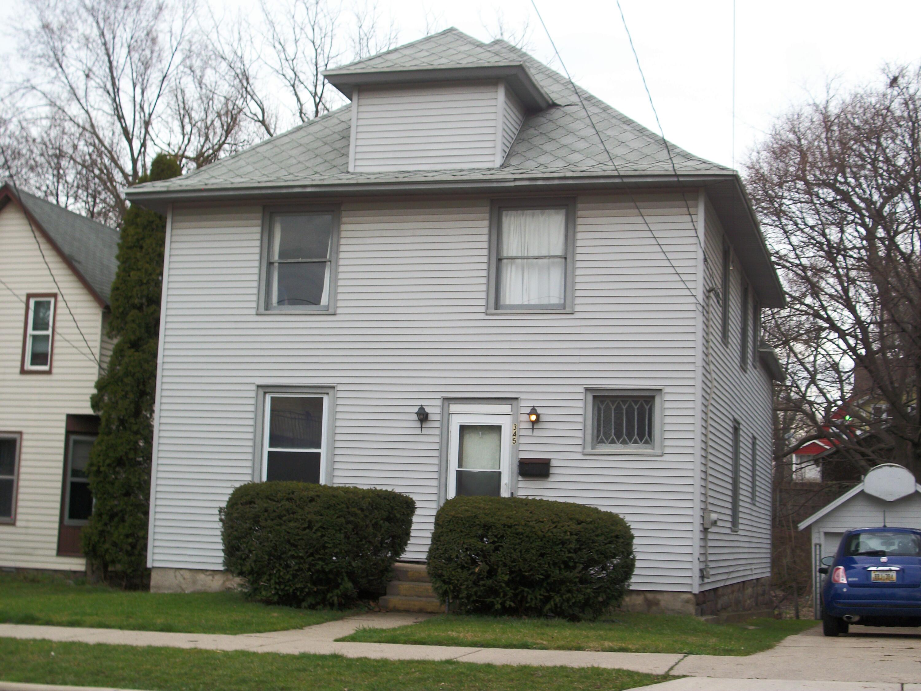 345 Carrier Street NE