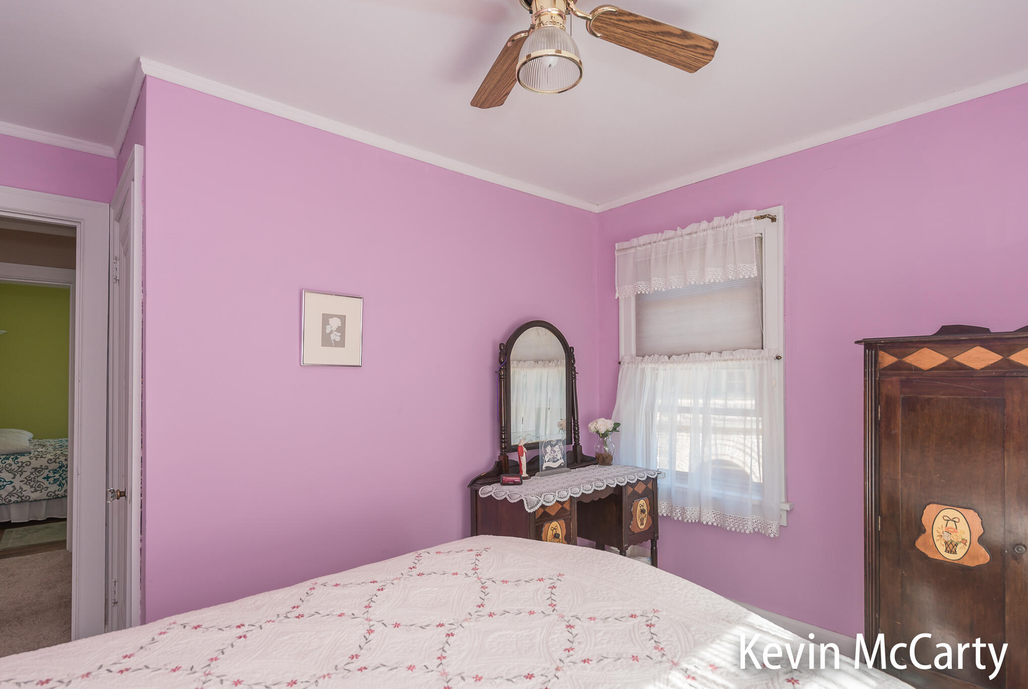 839 Iroquois Drive SE