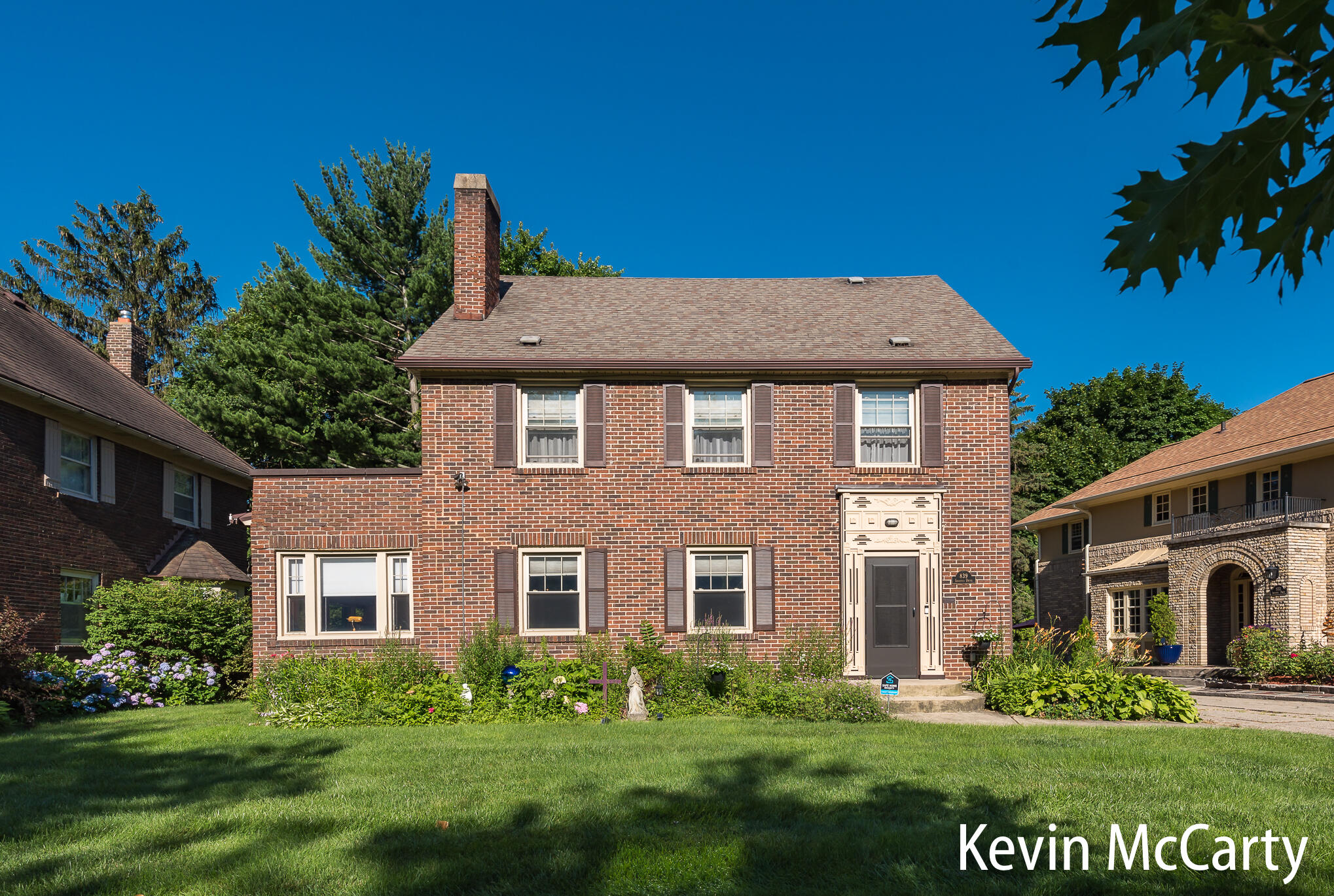 839 Iroquois Drive SE