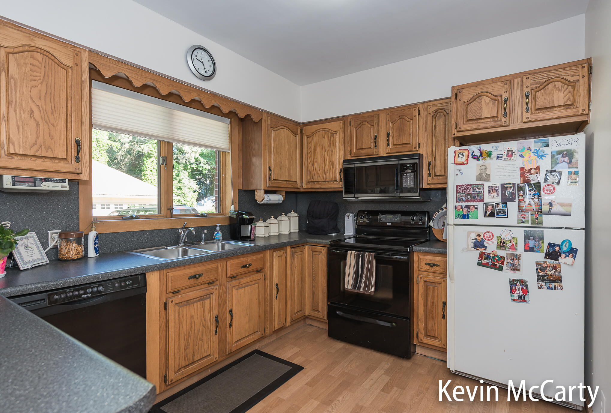 839 Iroquois Drive SE