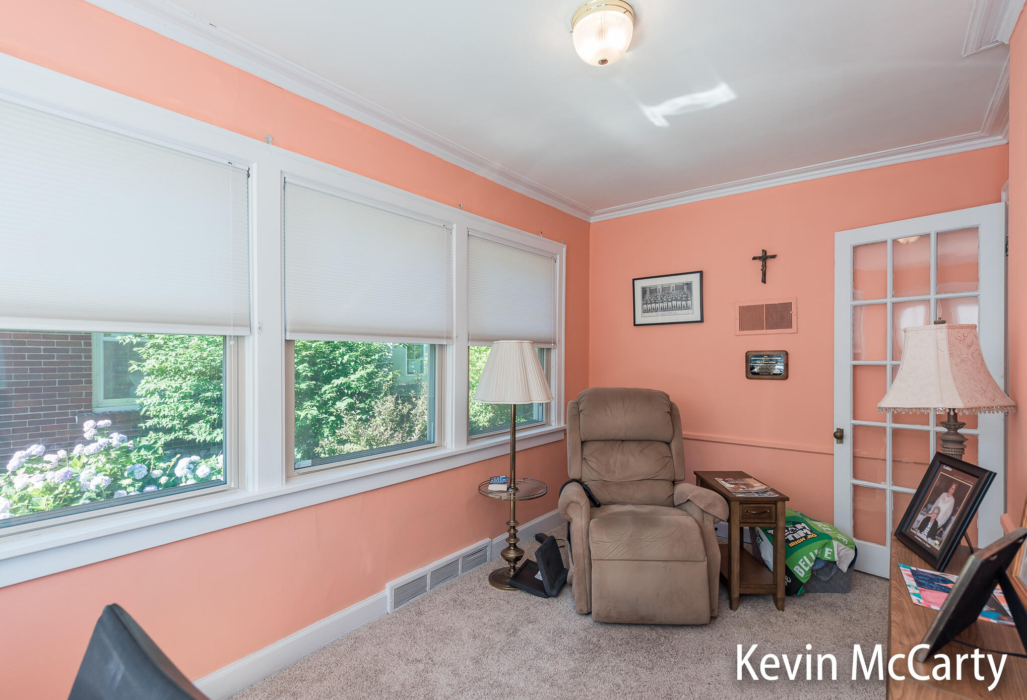 839 Iroquois Drive SE