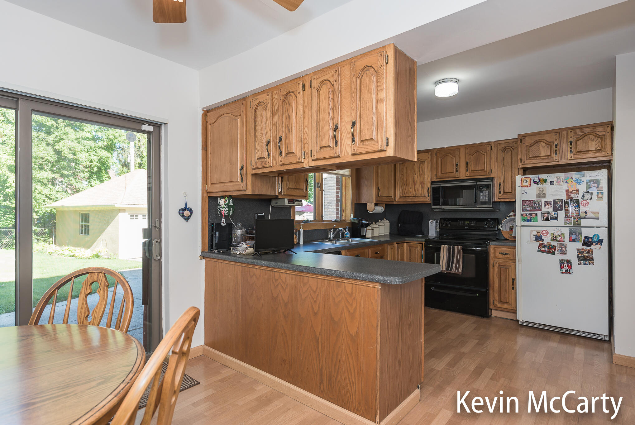 839 Iroquois Drive SE