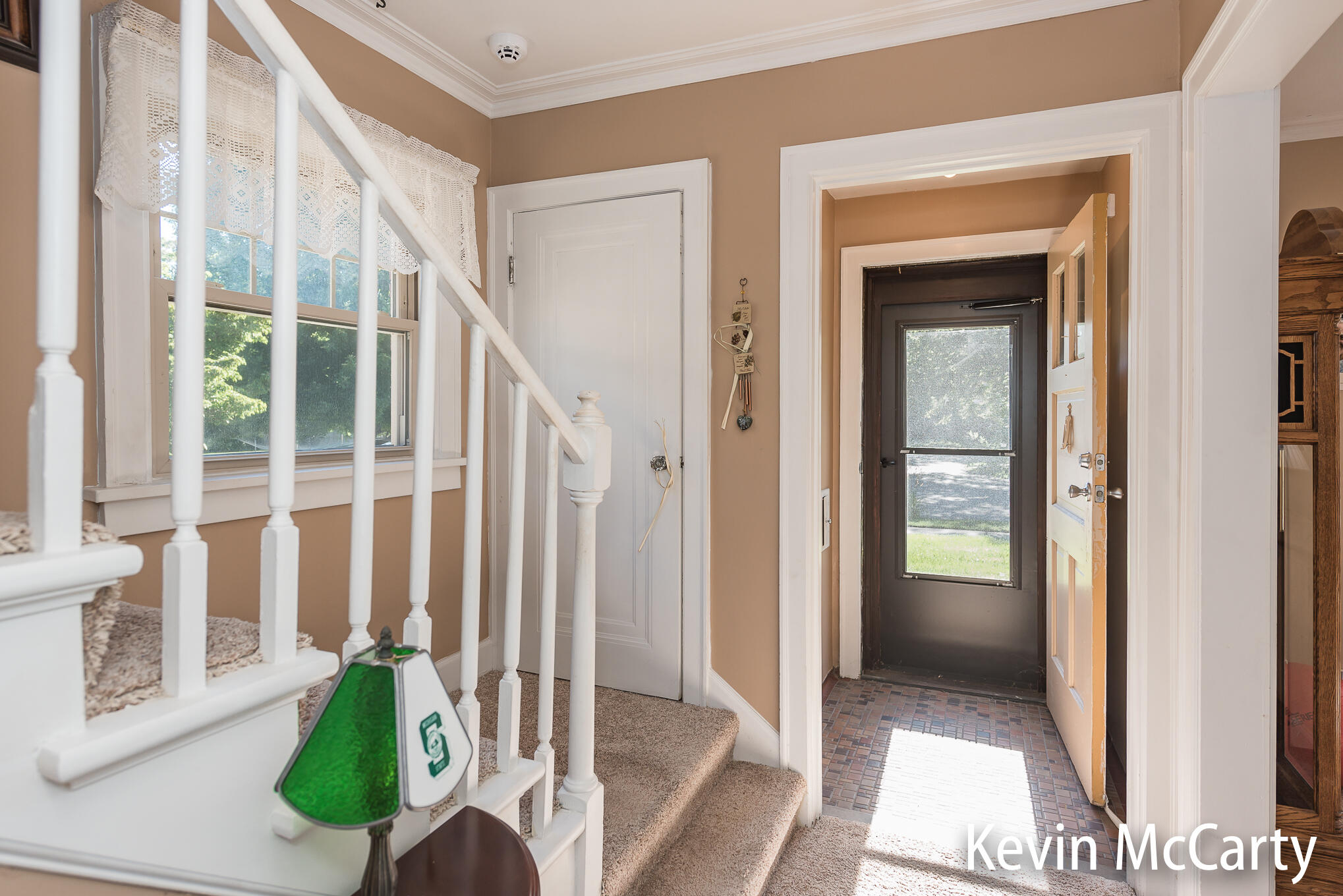 839 Iroquois Drive SE