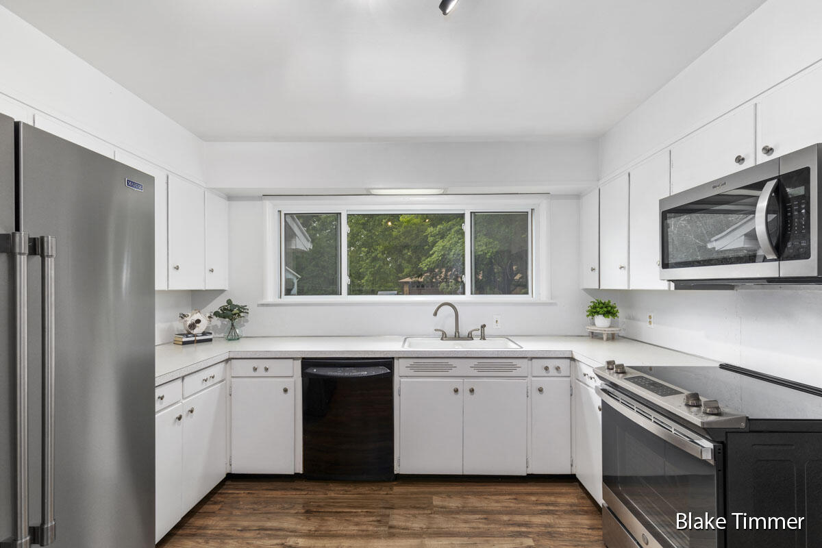610 Brookside Drive