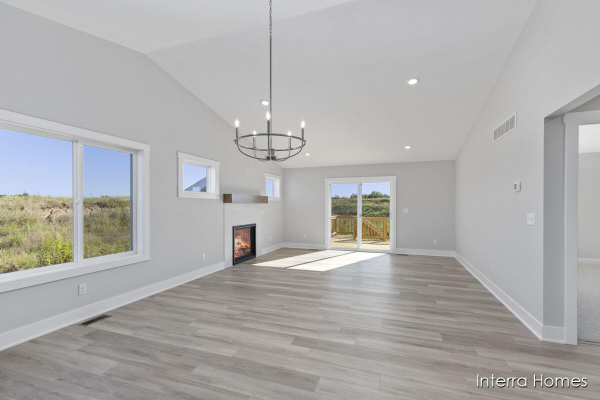 3824 Highbury Drive, 14