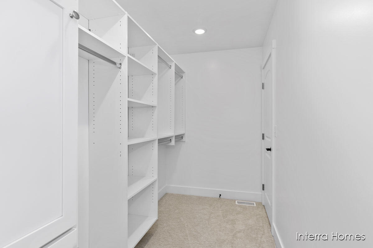 3824 Highbury Drive, 14