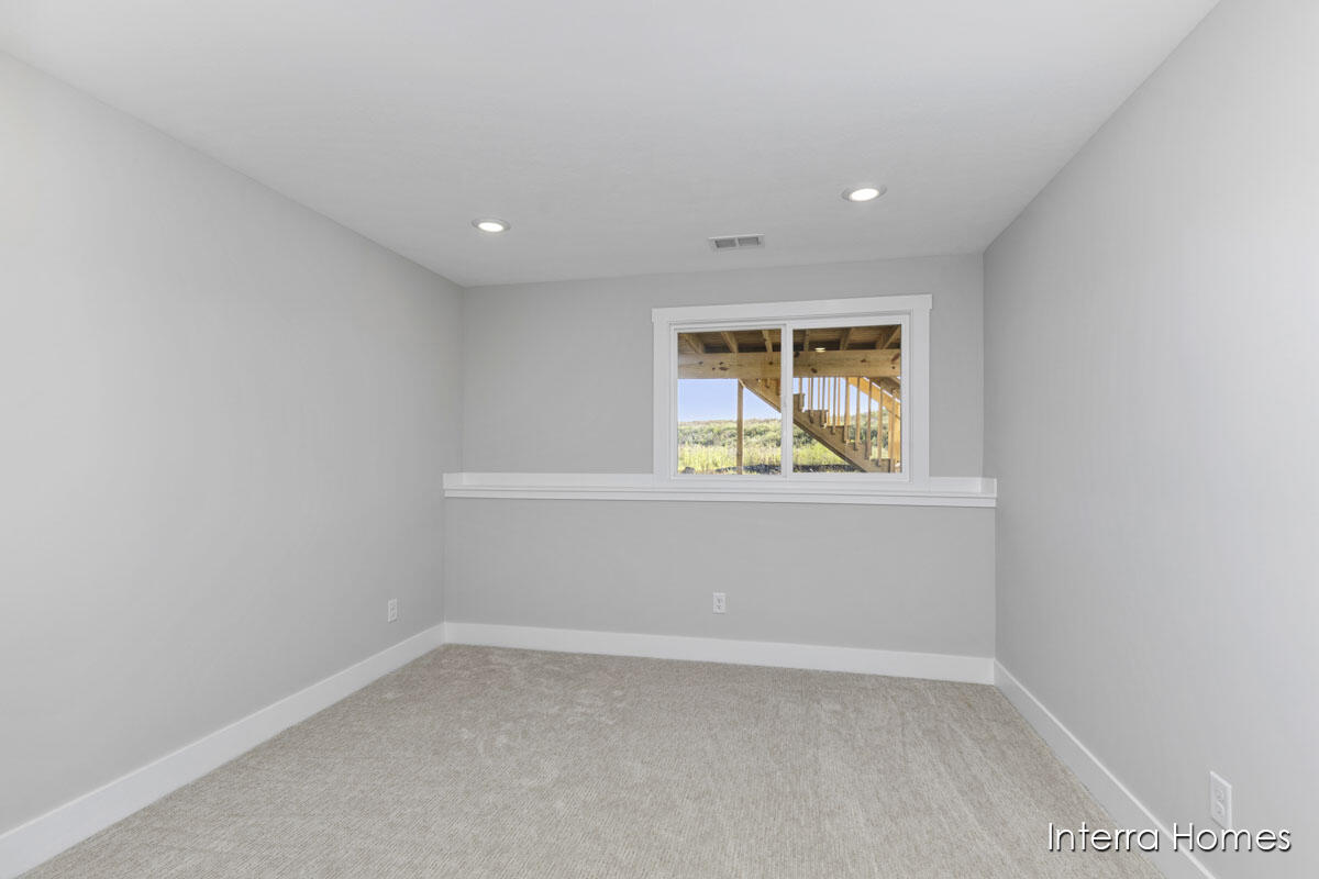 3824 Highbury Drive, 14