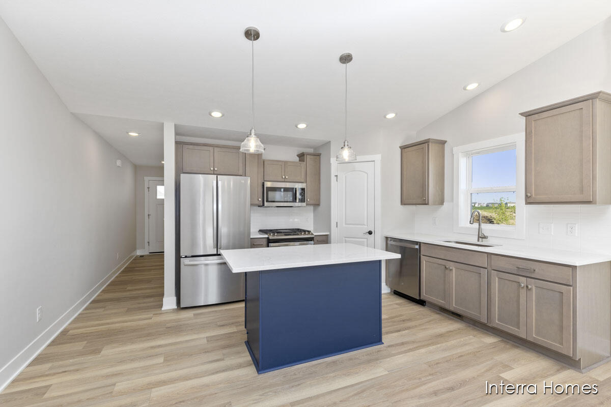 3824 Highbury Drive, 14
