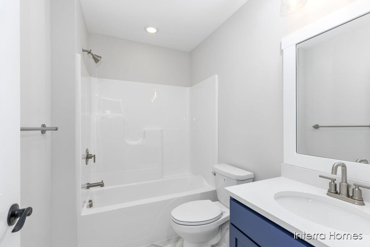 3824 Highbury Drive, 14