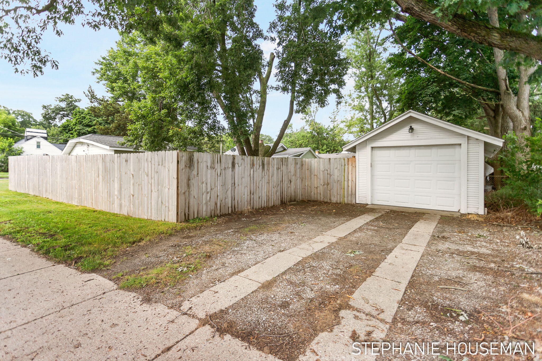 137 Holly Street SW