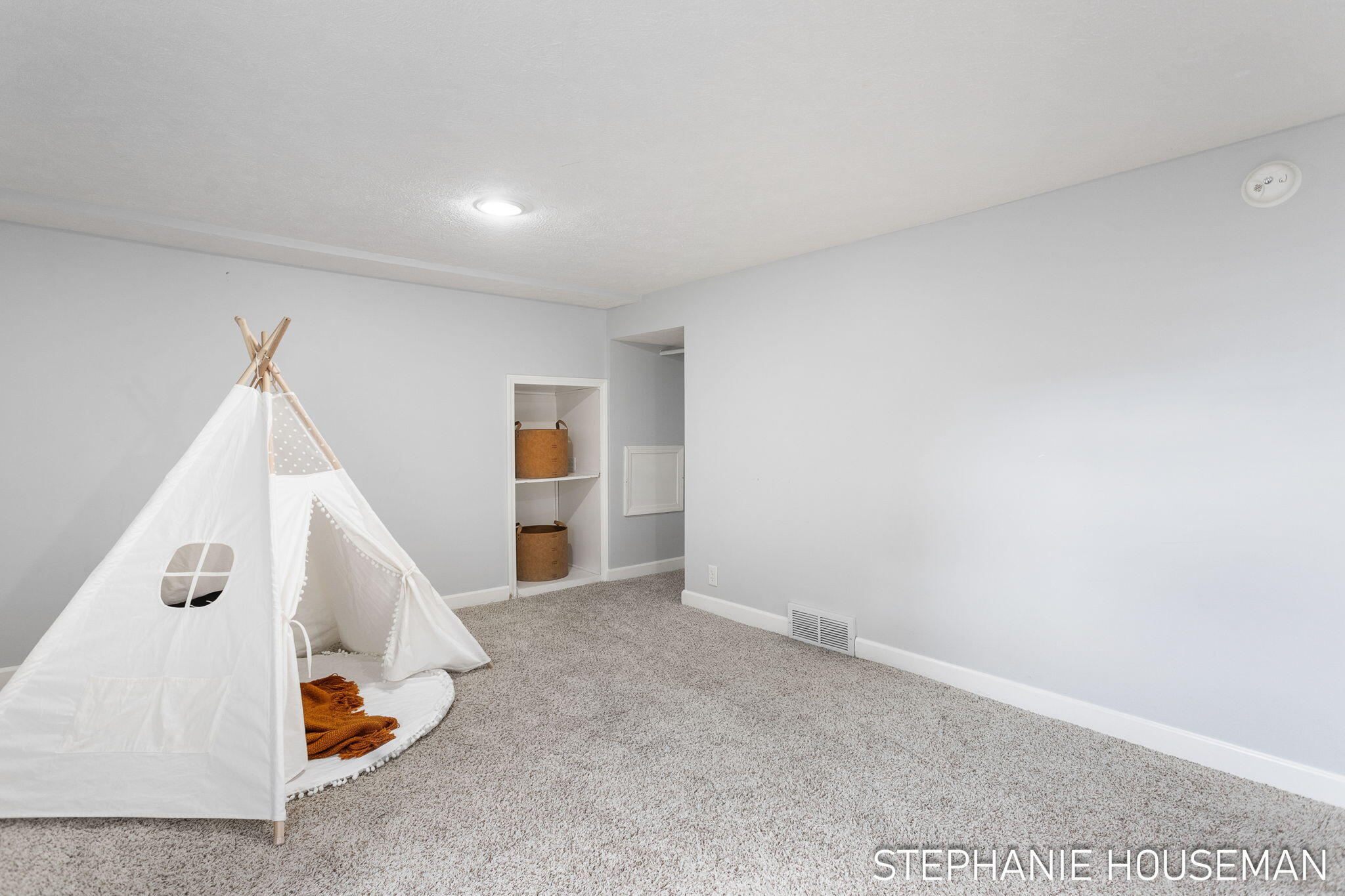 137 Holly Street SW
