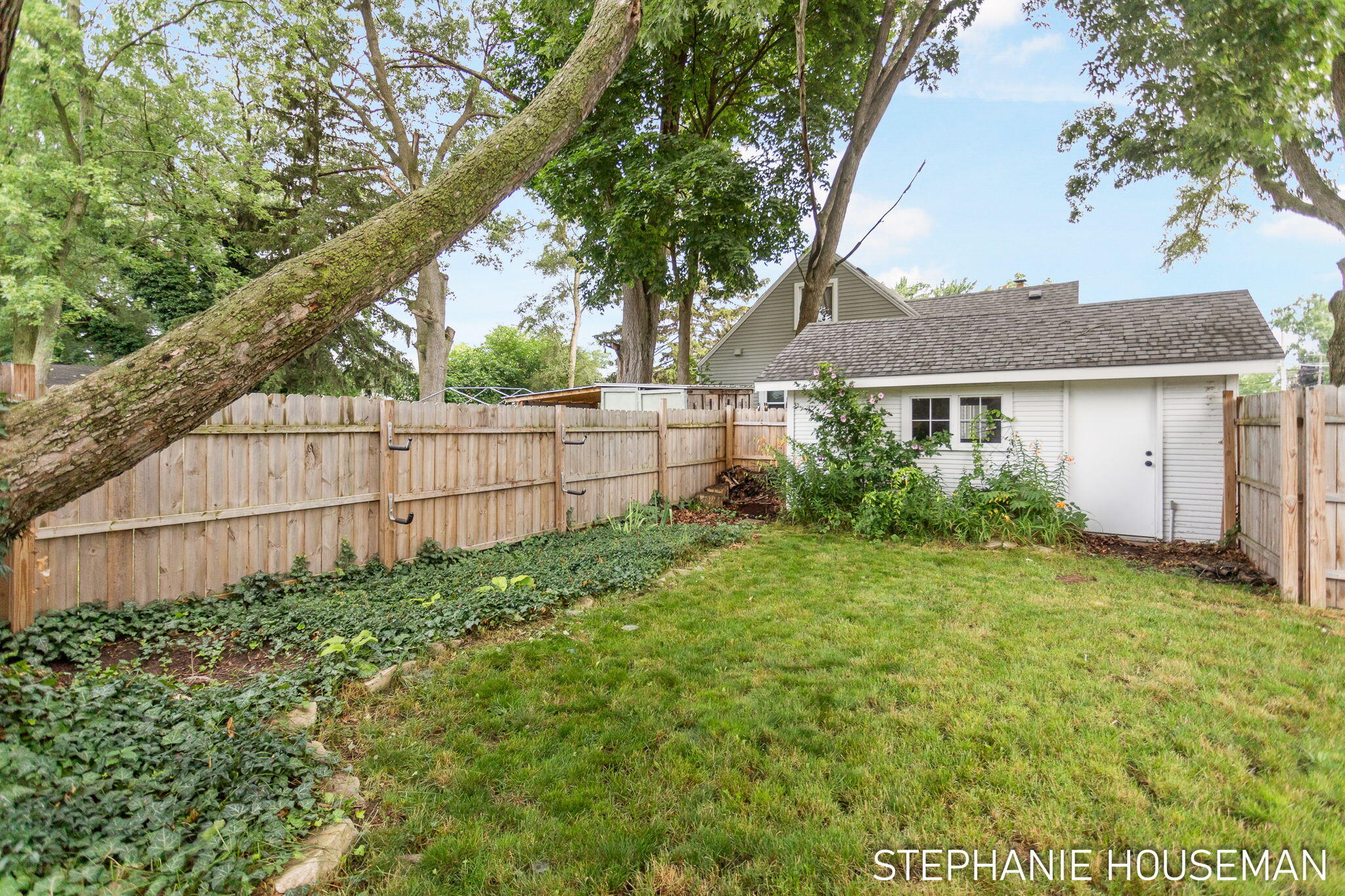 137 Holly Street SW