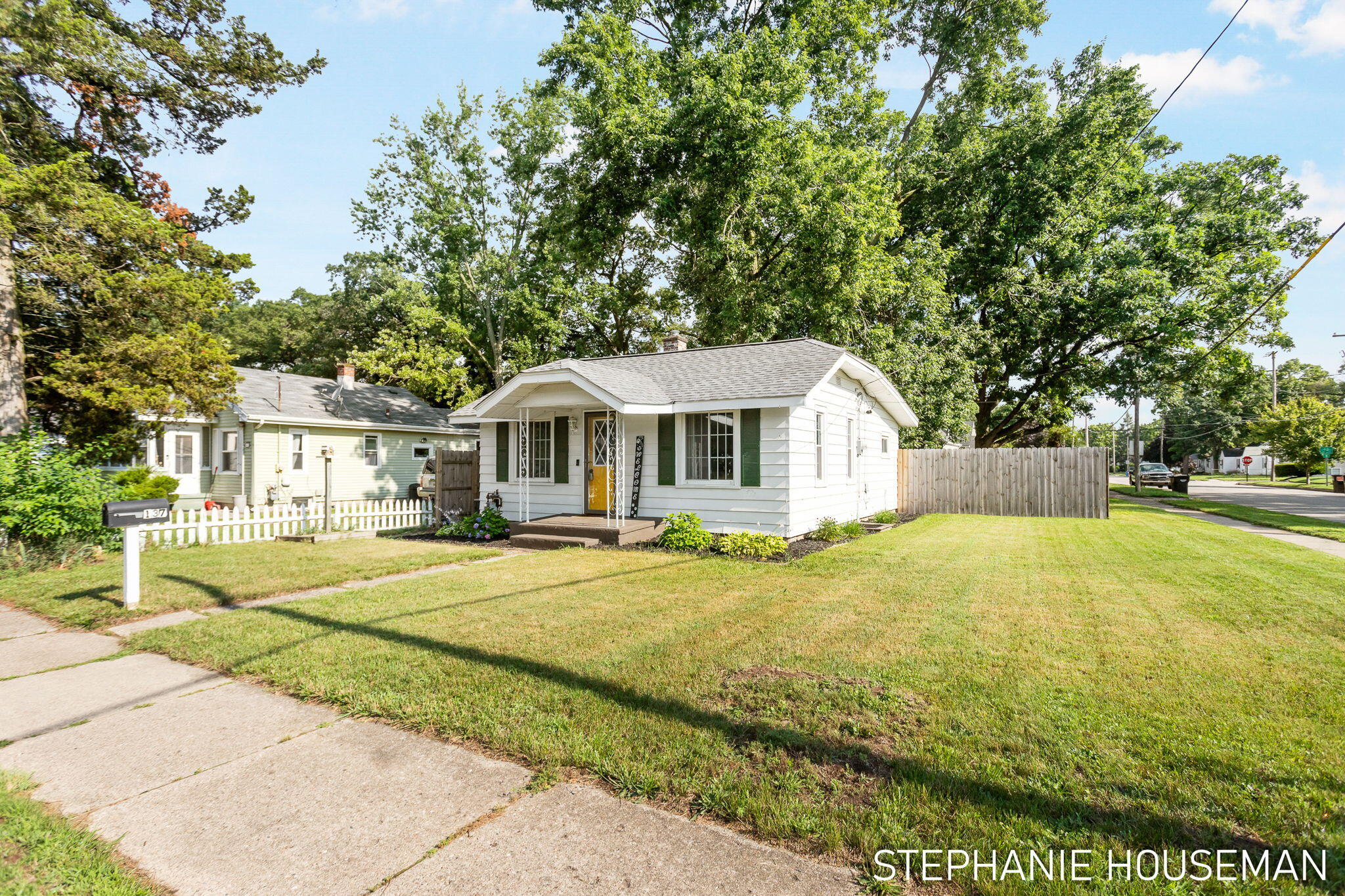 137 Holly Street SW