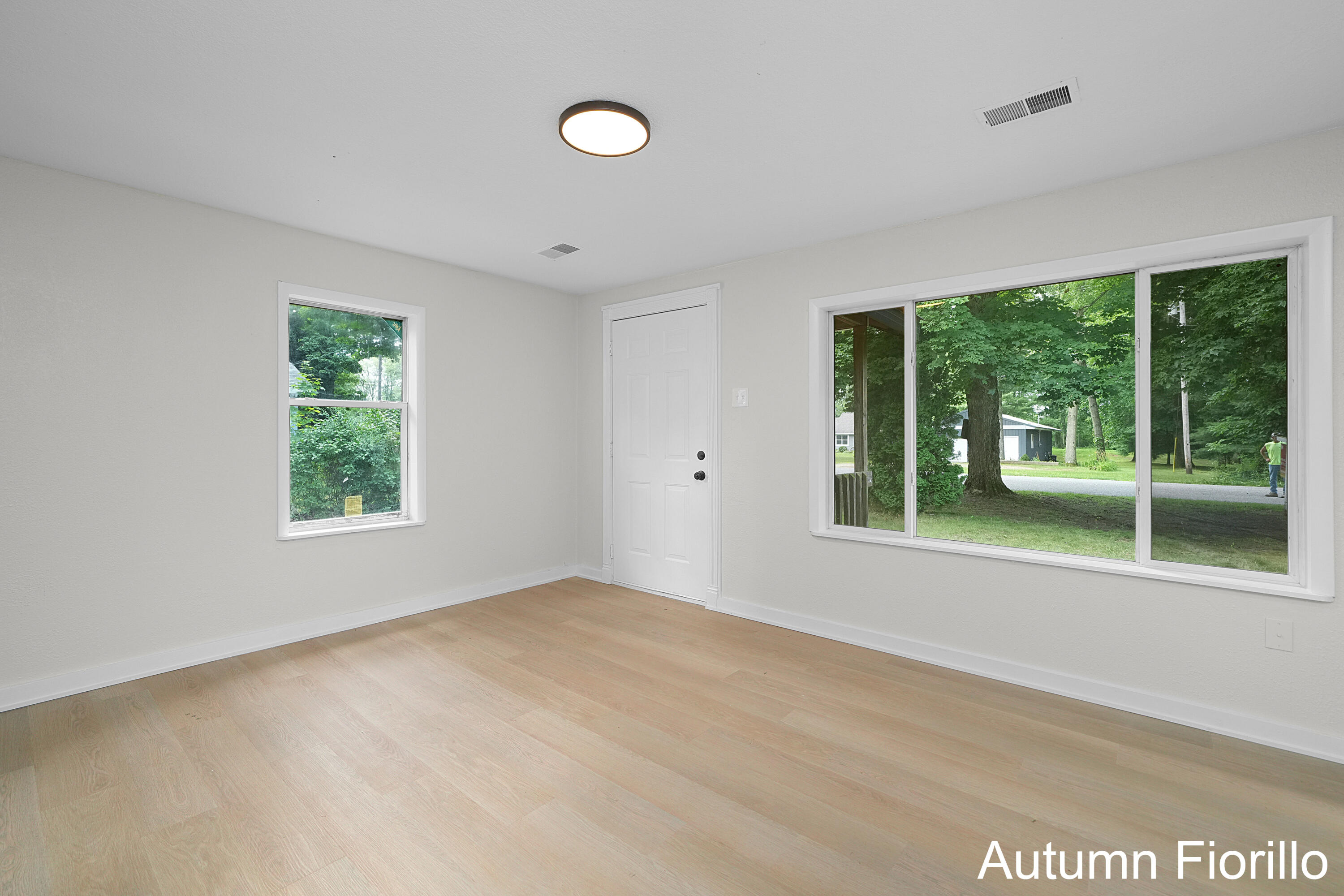 5739 Marsh Road