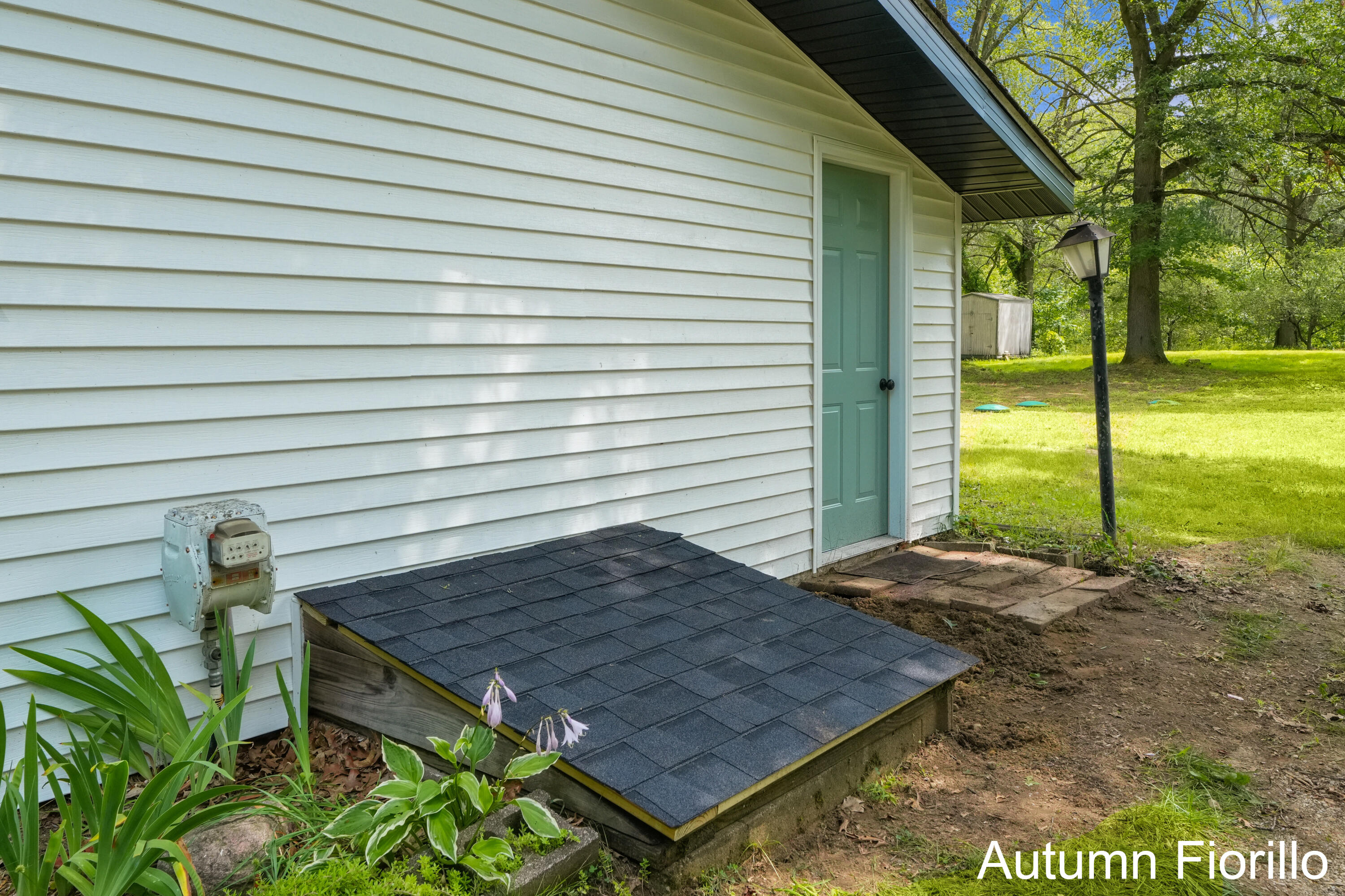 5739 Marsh Road