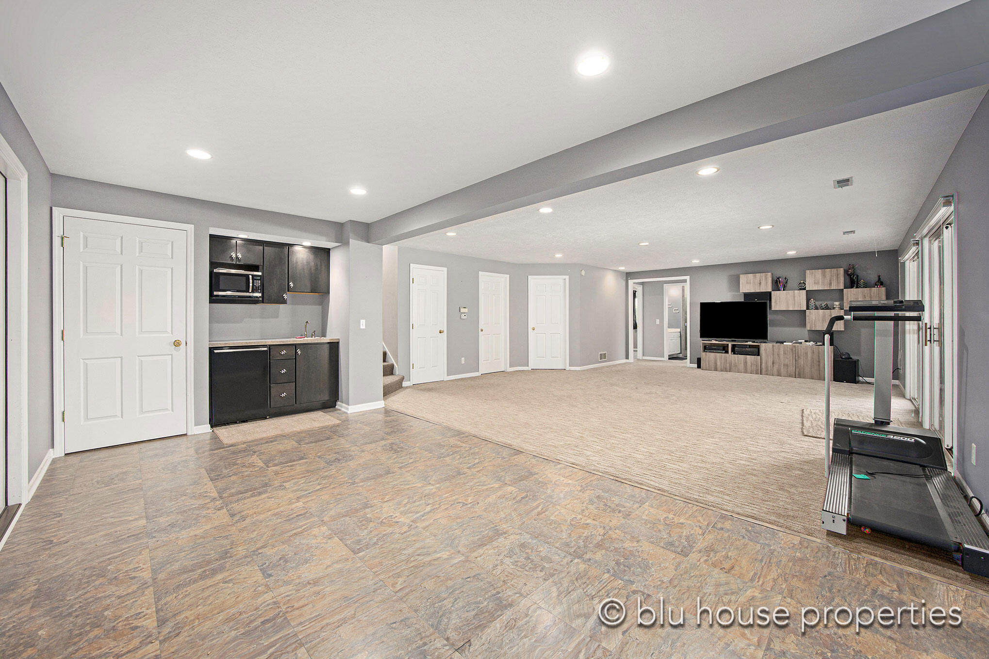 359 Whitetail Court SW