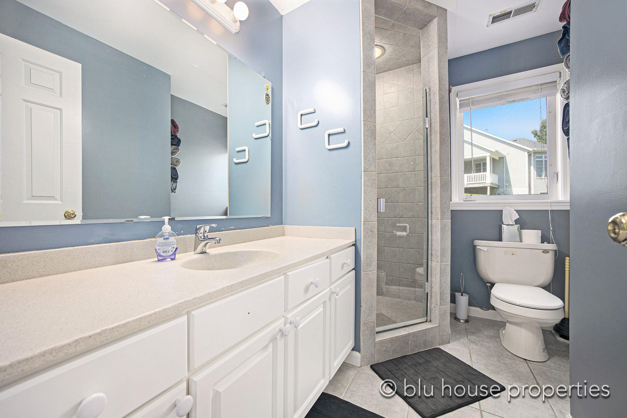 359 Whitetail Court SW