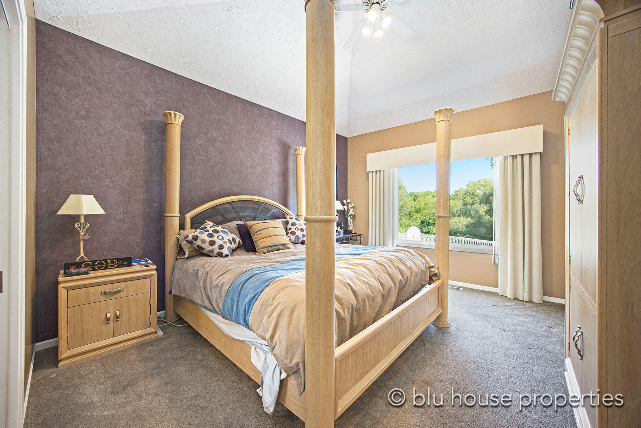 359 Whitetail Court SW
