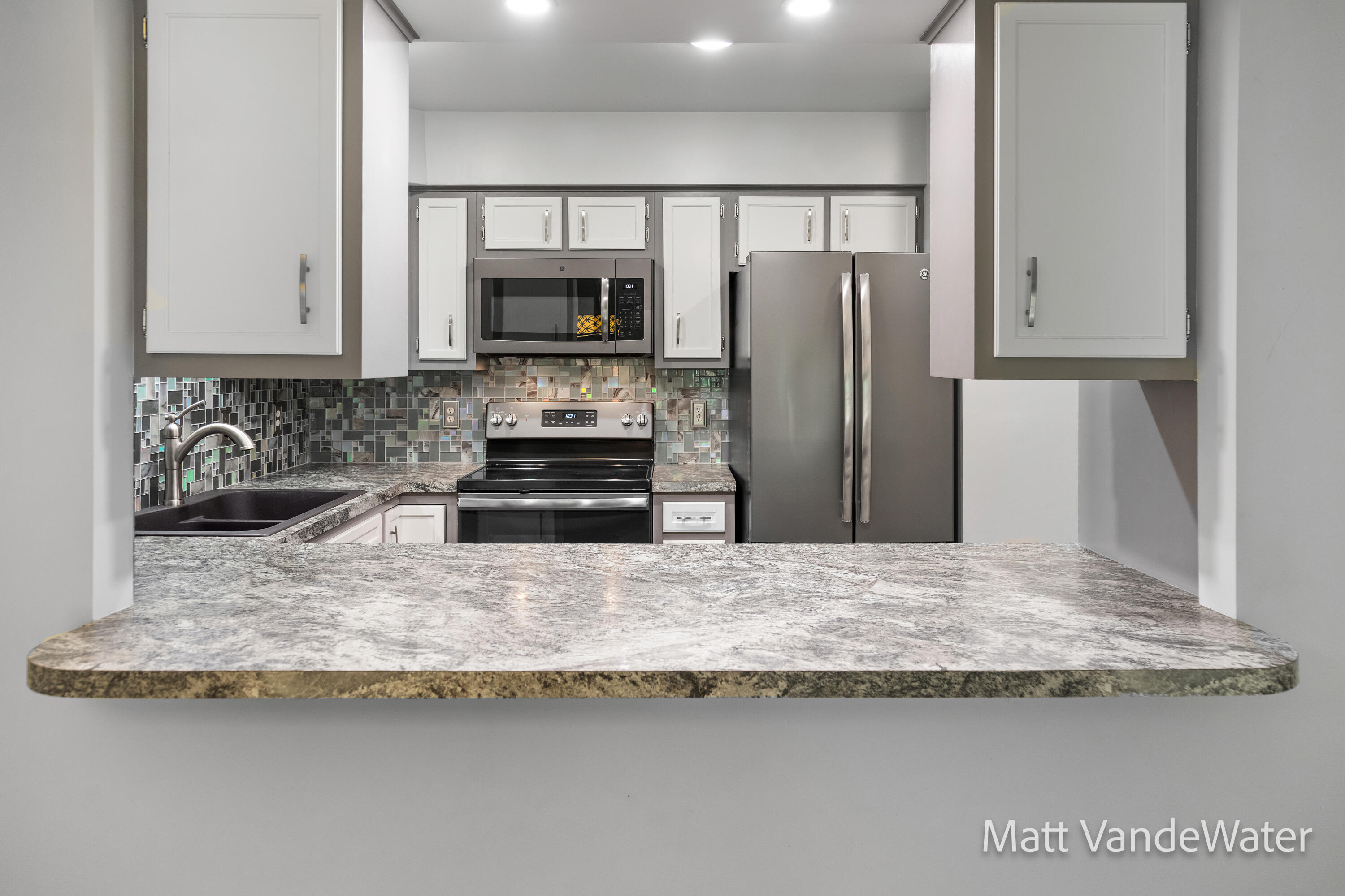 4828 Greenmoor Court, 76