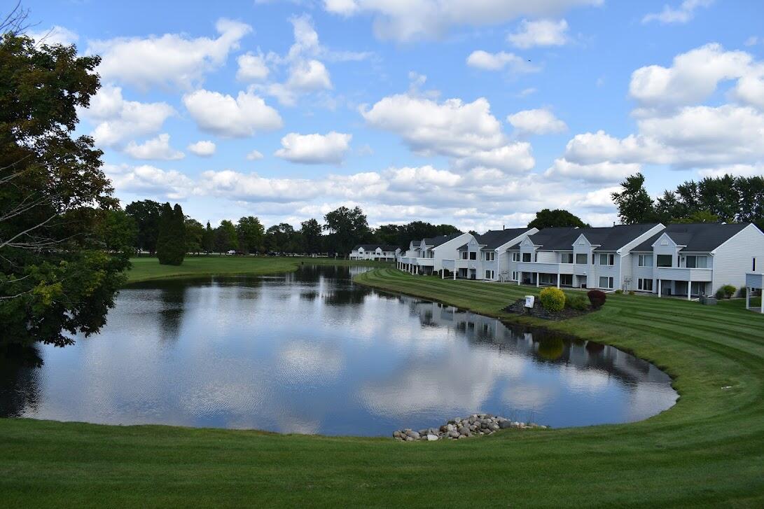 1175 Fairfield Drive, 7