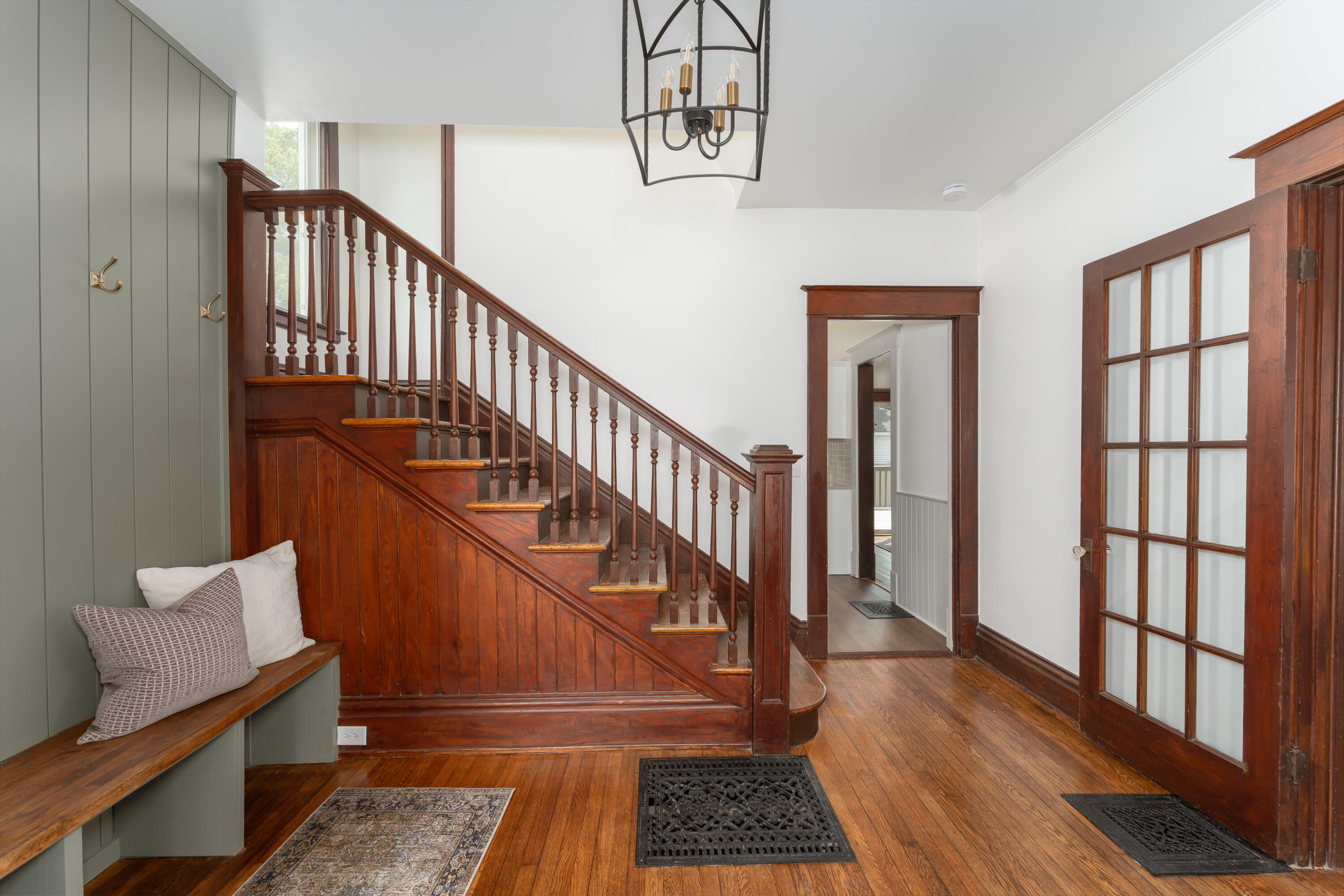 454 Ethel Avenue SE