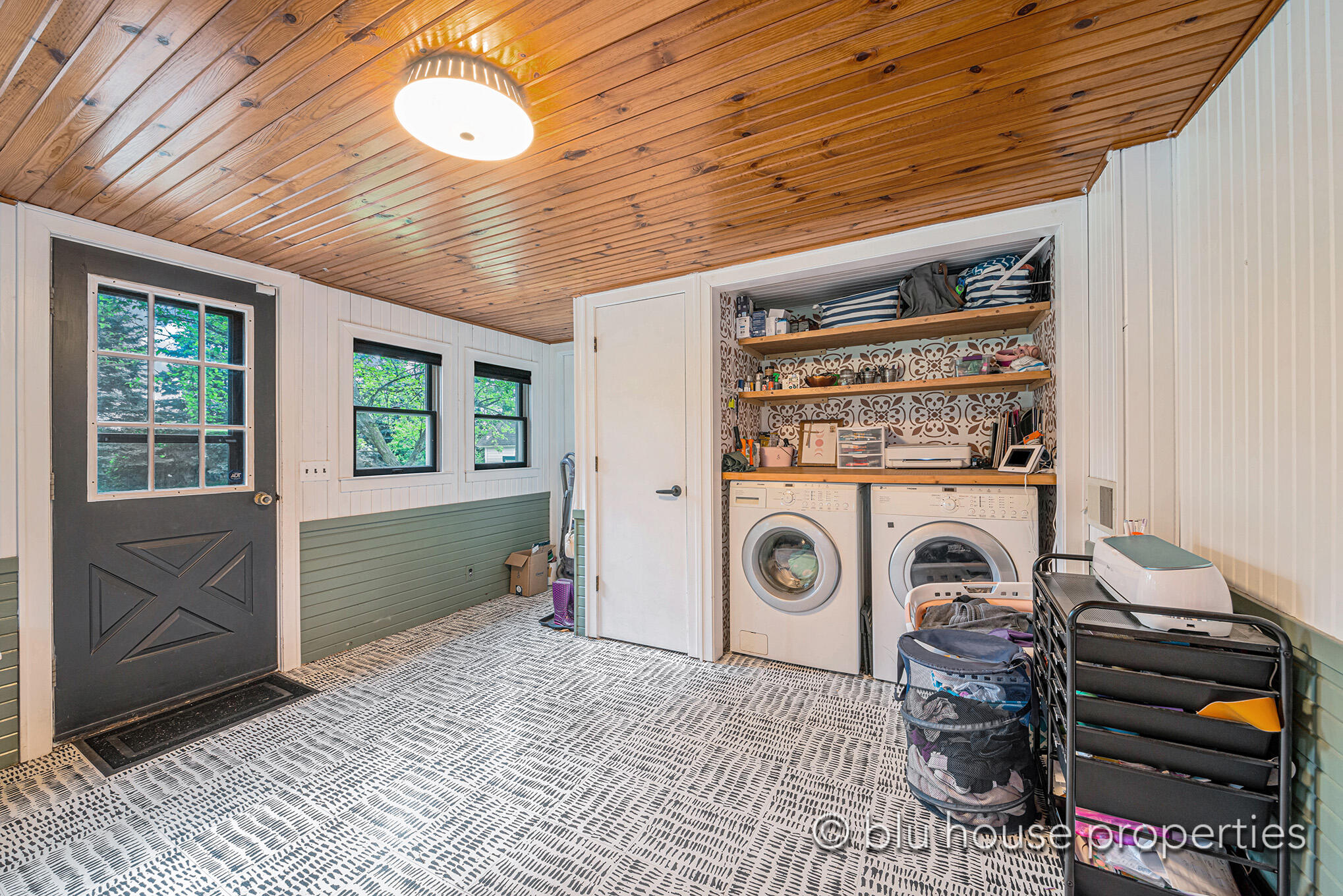5100 W State Road