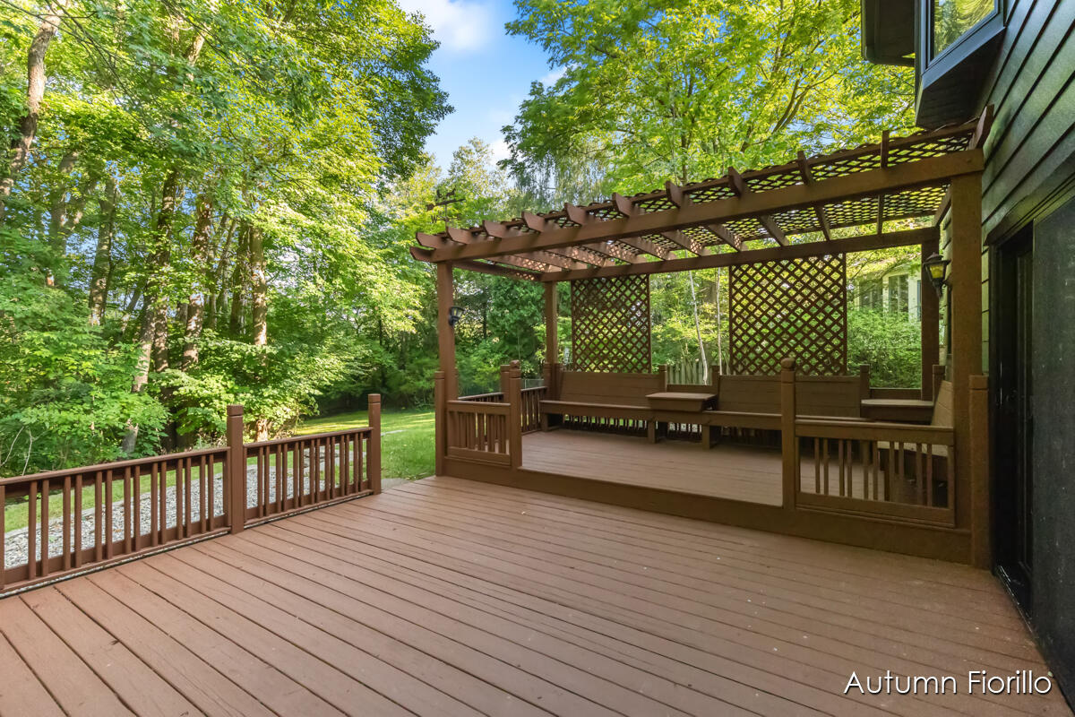 2219 Shenandoah Drive NW