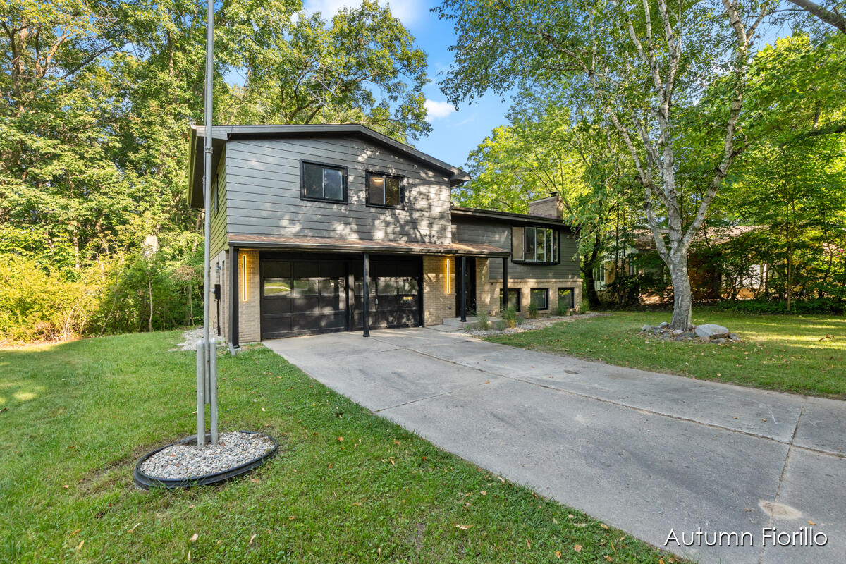 2219 Shenandoah Drive NW