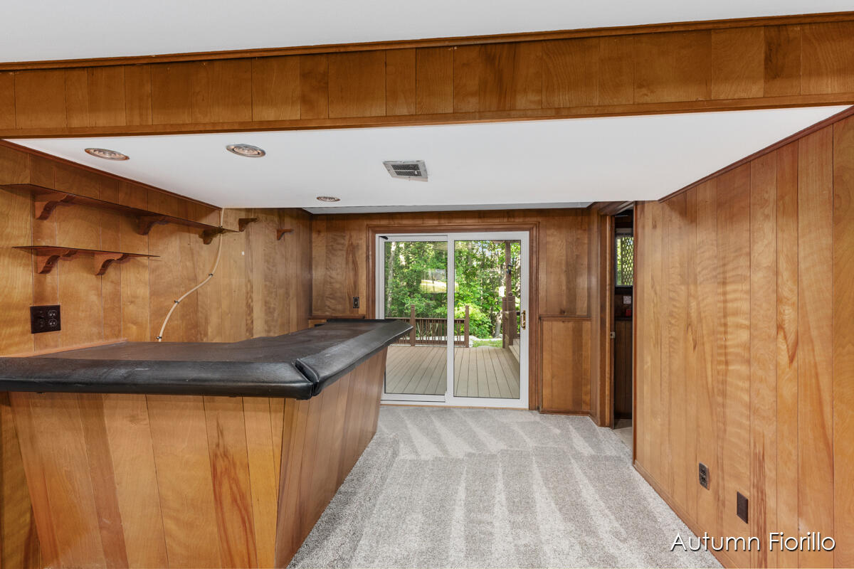 2219 Shenandoah Drive NW