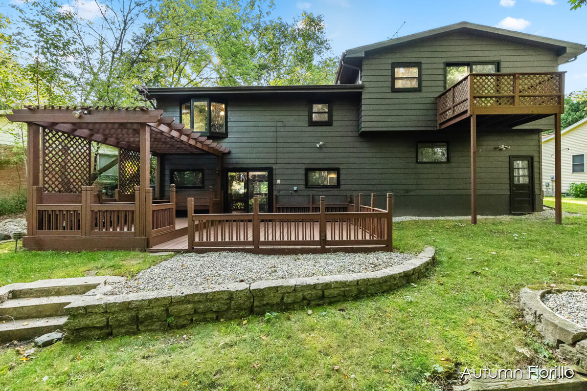 2219 Shenandoah Drive NW