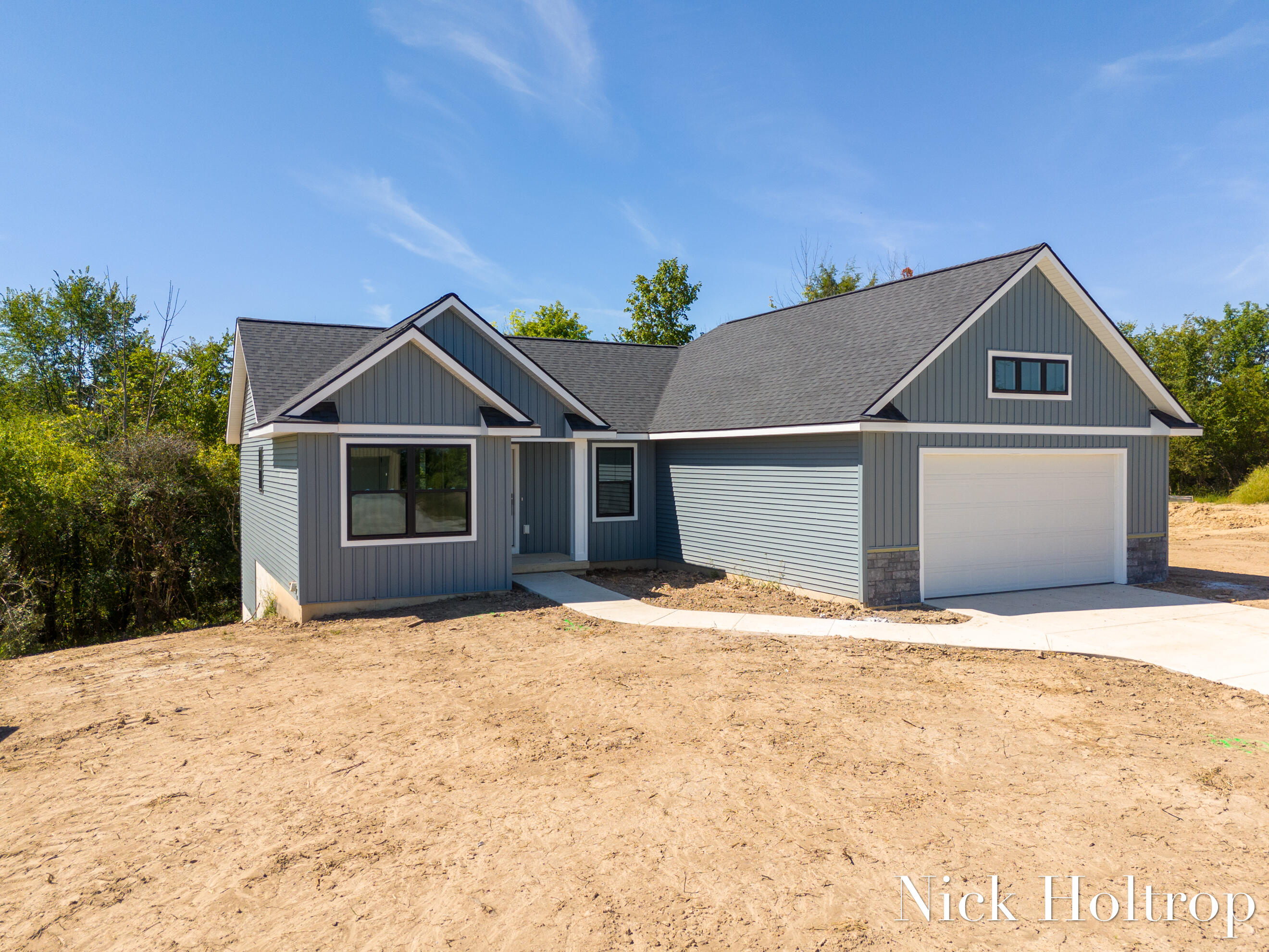 2966 Norway Pine Drive SE