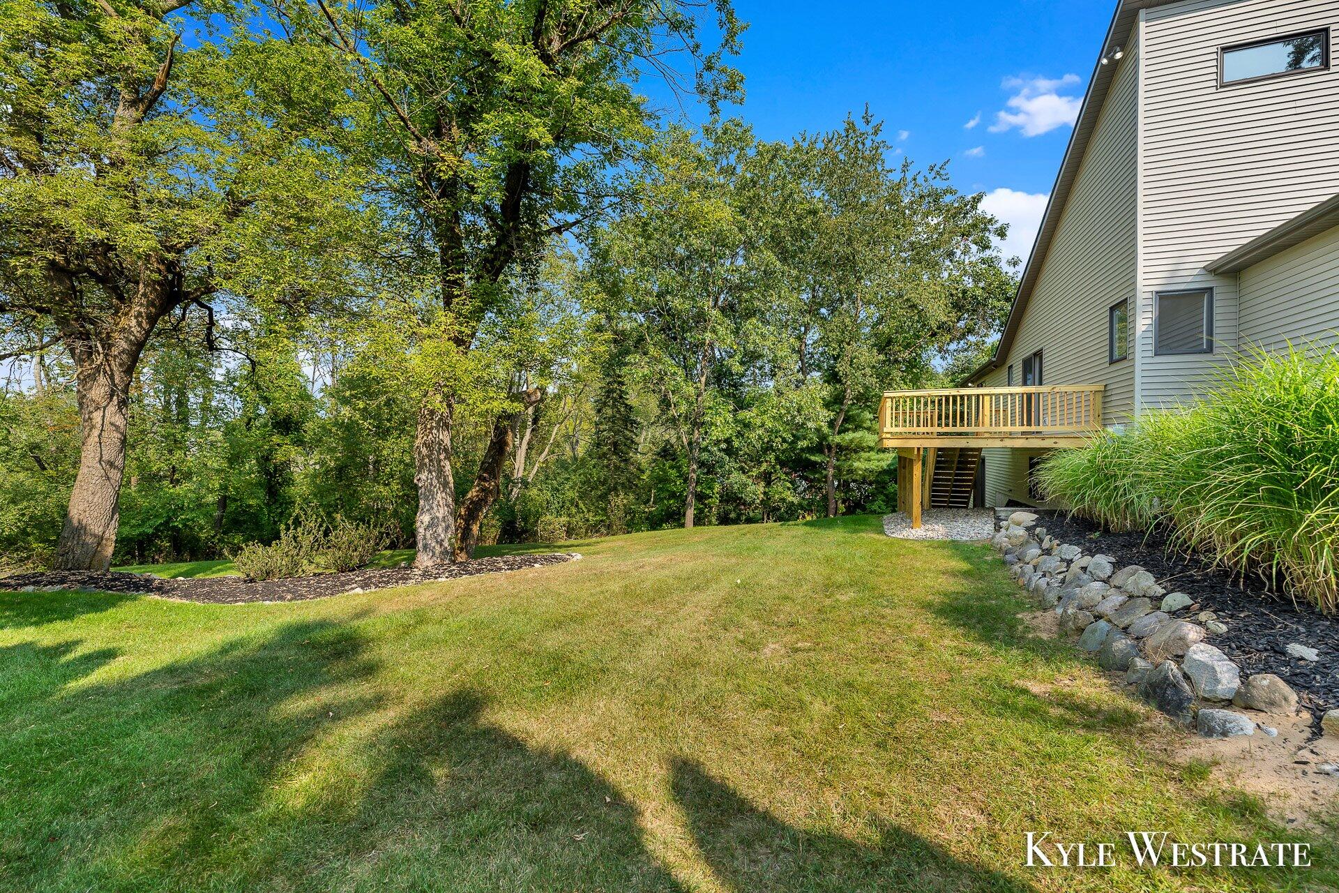 4415 Knapp Court NE