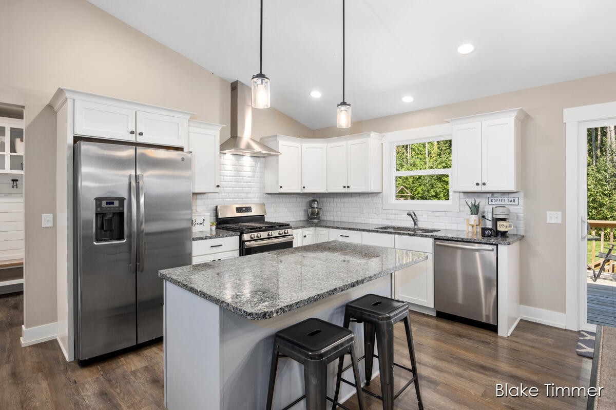 4349 Tracy Trail