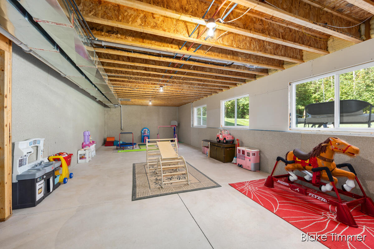 4349 Tracy Trail
