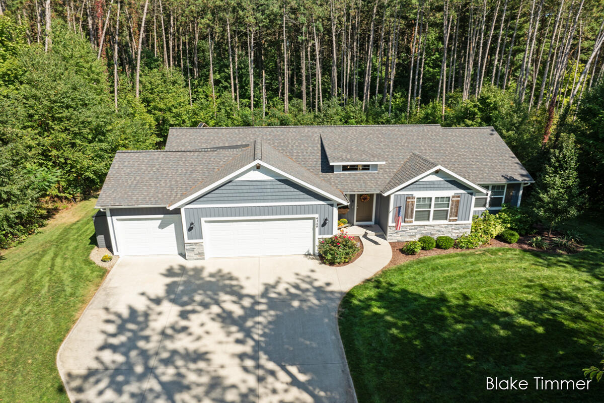 4349 Tracy Trail