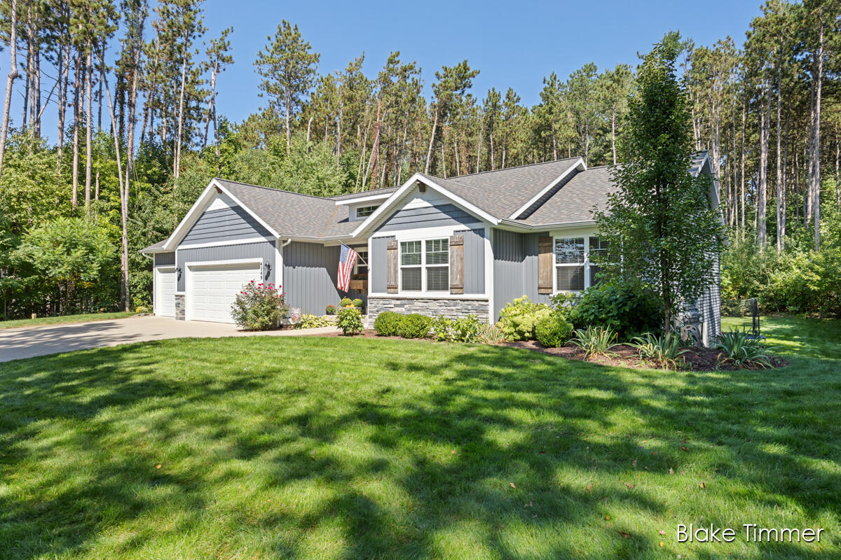 4349 Tracy Trail