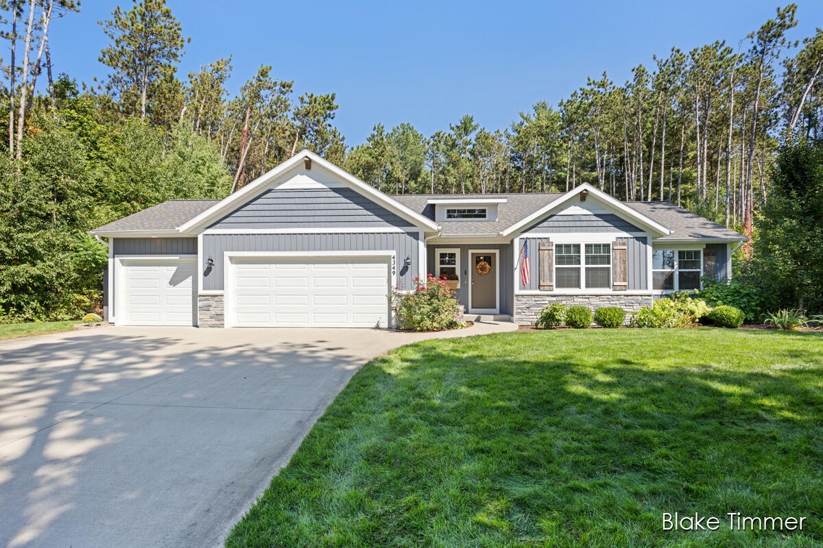 4349 Tracy Trail