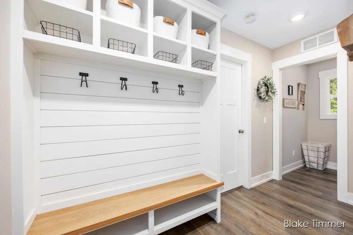 4349 Tracy Trail