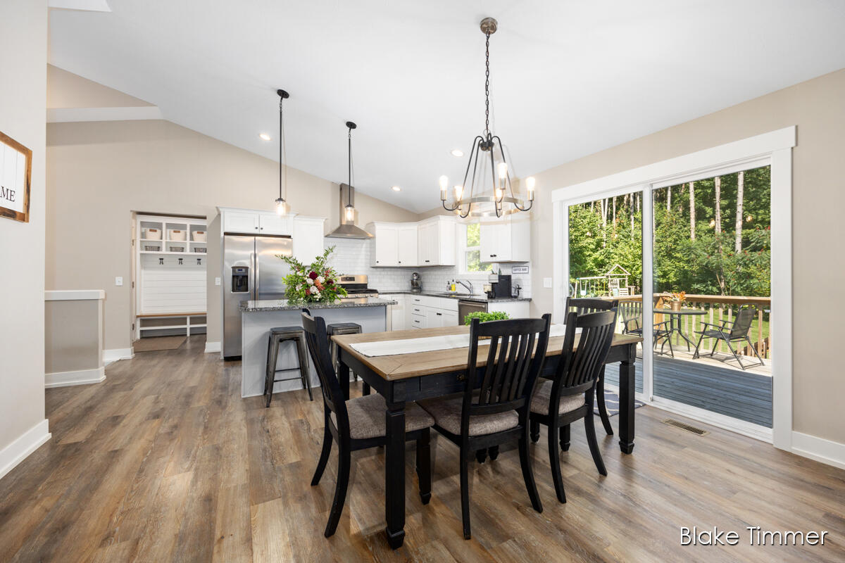 4349 Tracy Trail
