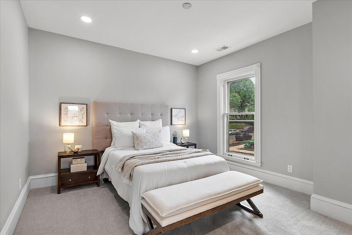 409 Prospect Avenue SE