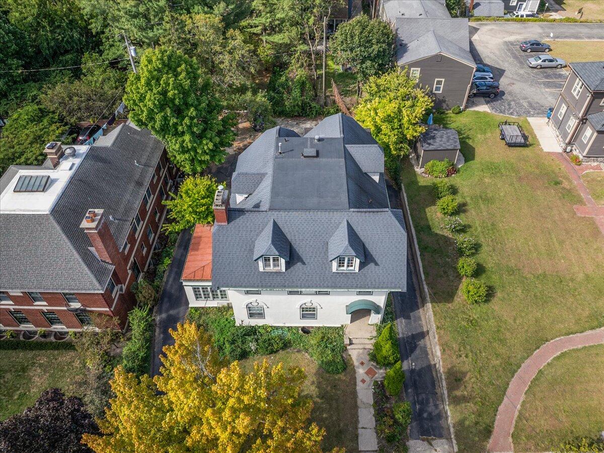 21 Gay Avenue SE