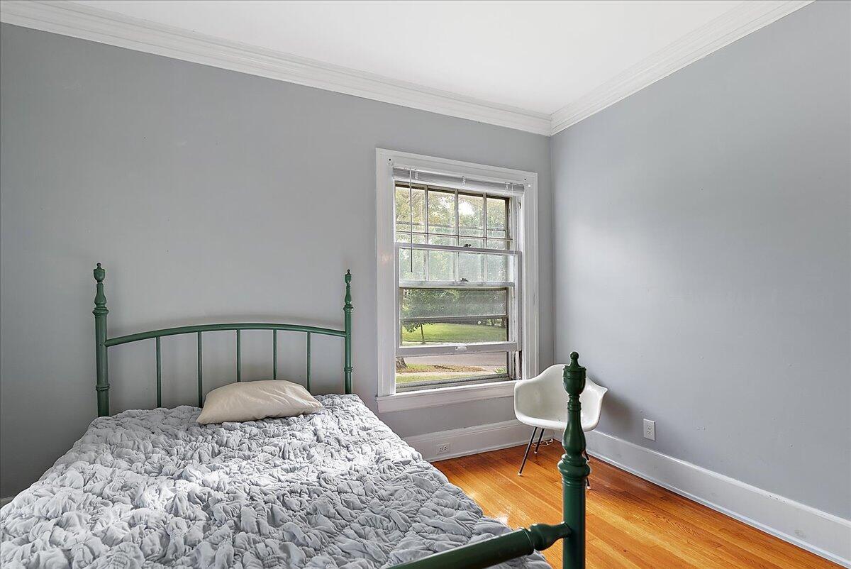 21 Gay Avenue SE