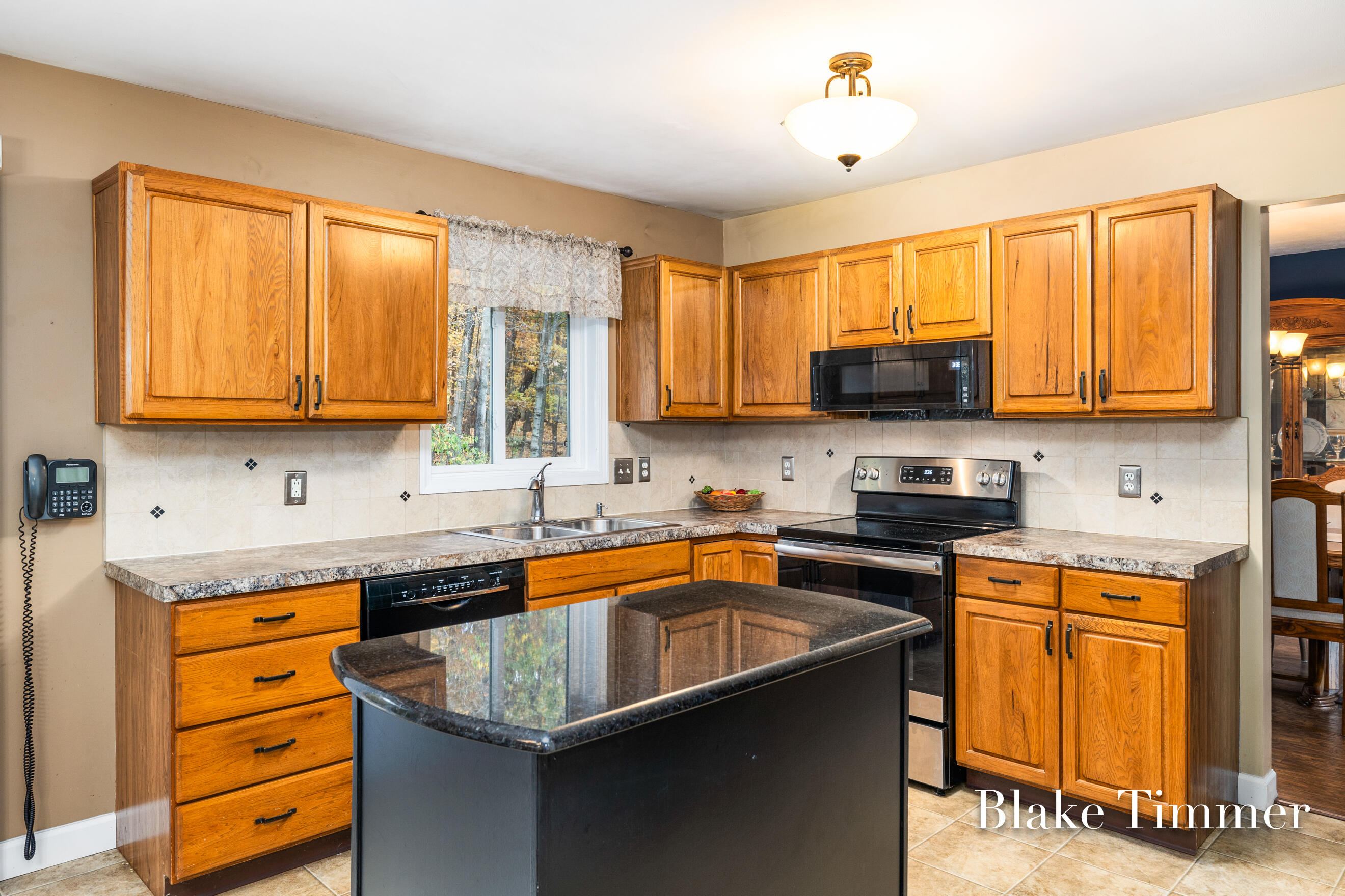 6025 Arroyo Vista Drive NE