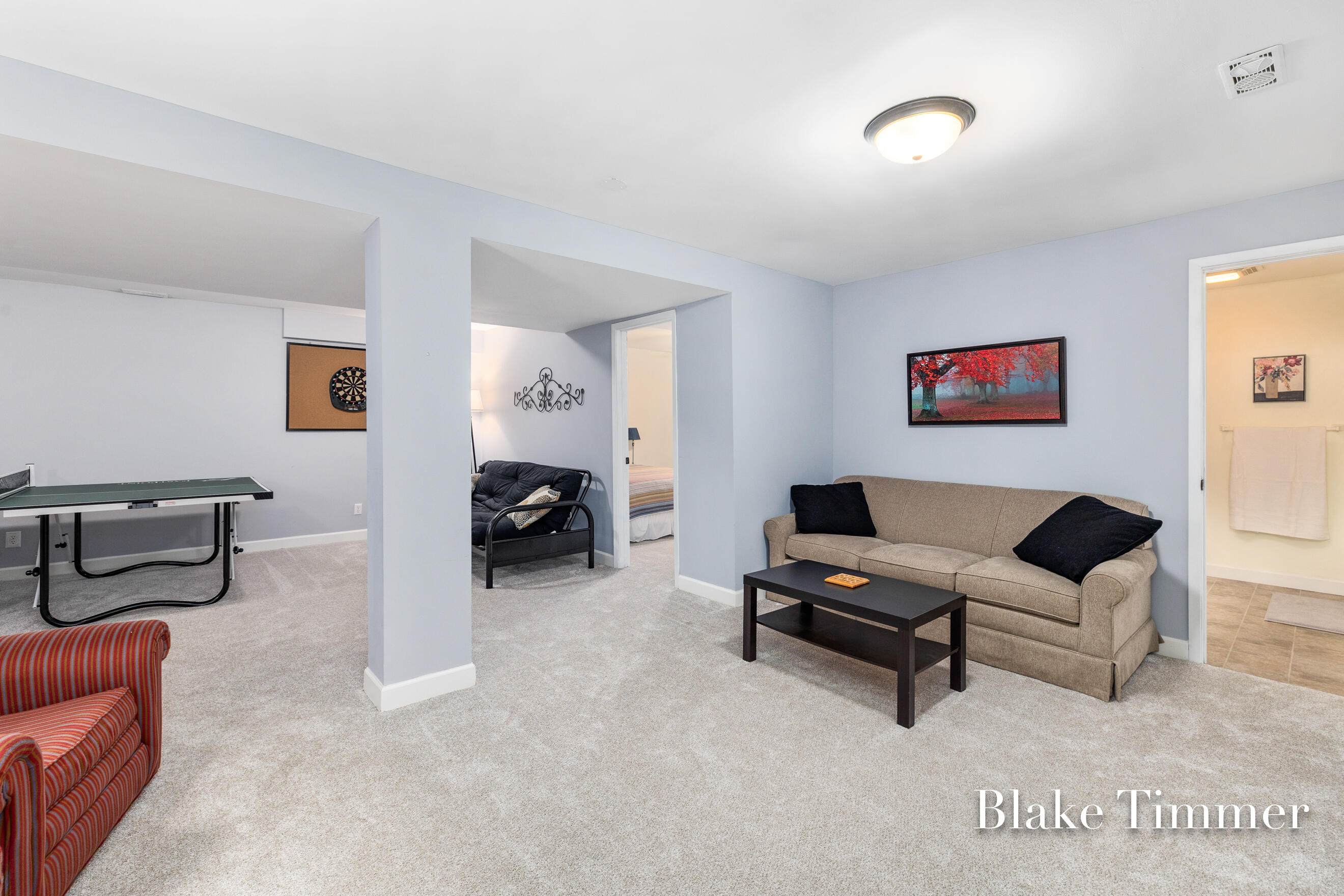 6025 Arroyo Vista Drive NE